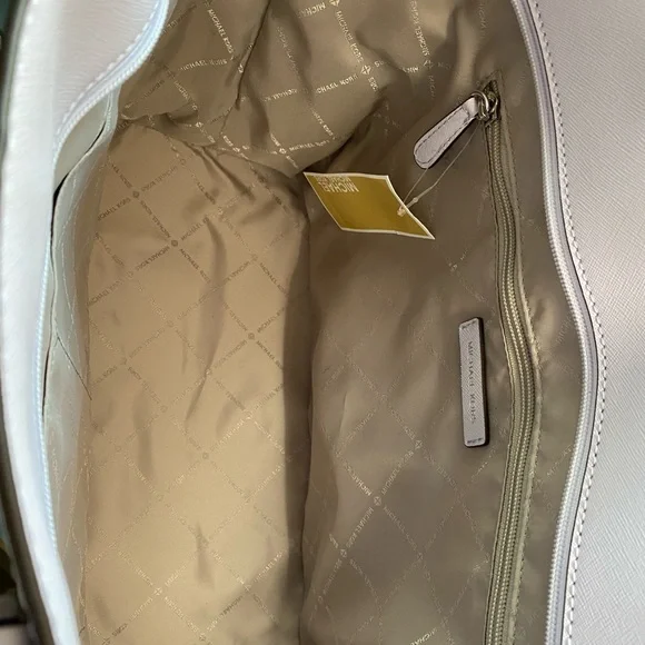 Michael Kors Gilly XL Drawstring Tote Saffiano Leather in Lavender Mist Color - Picture 10 of 12